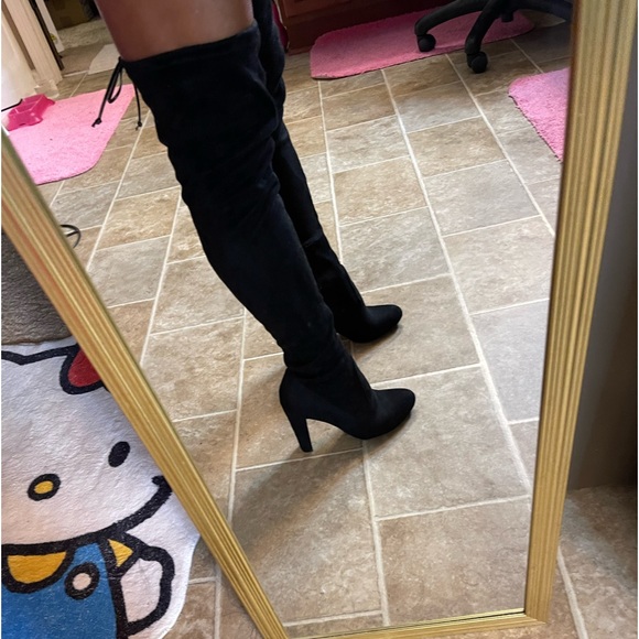 Black suede like tall boots - Picture 4 of 7